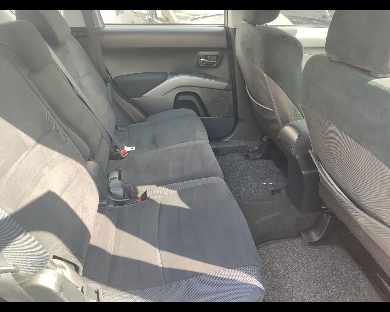 MITSUBISHI Outlander 2ª(07-10) - Outlander 2.0 DI-D Invite DPF