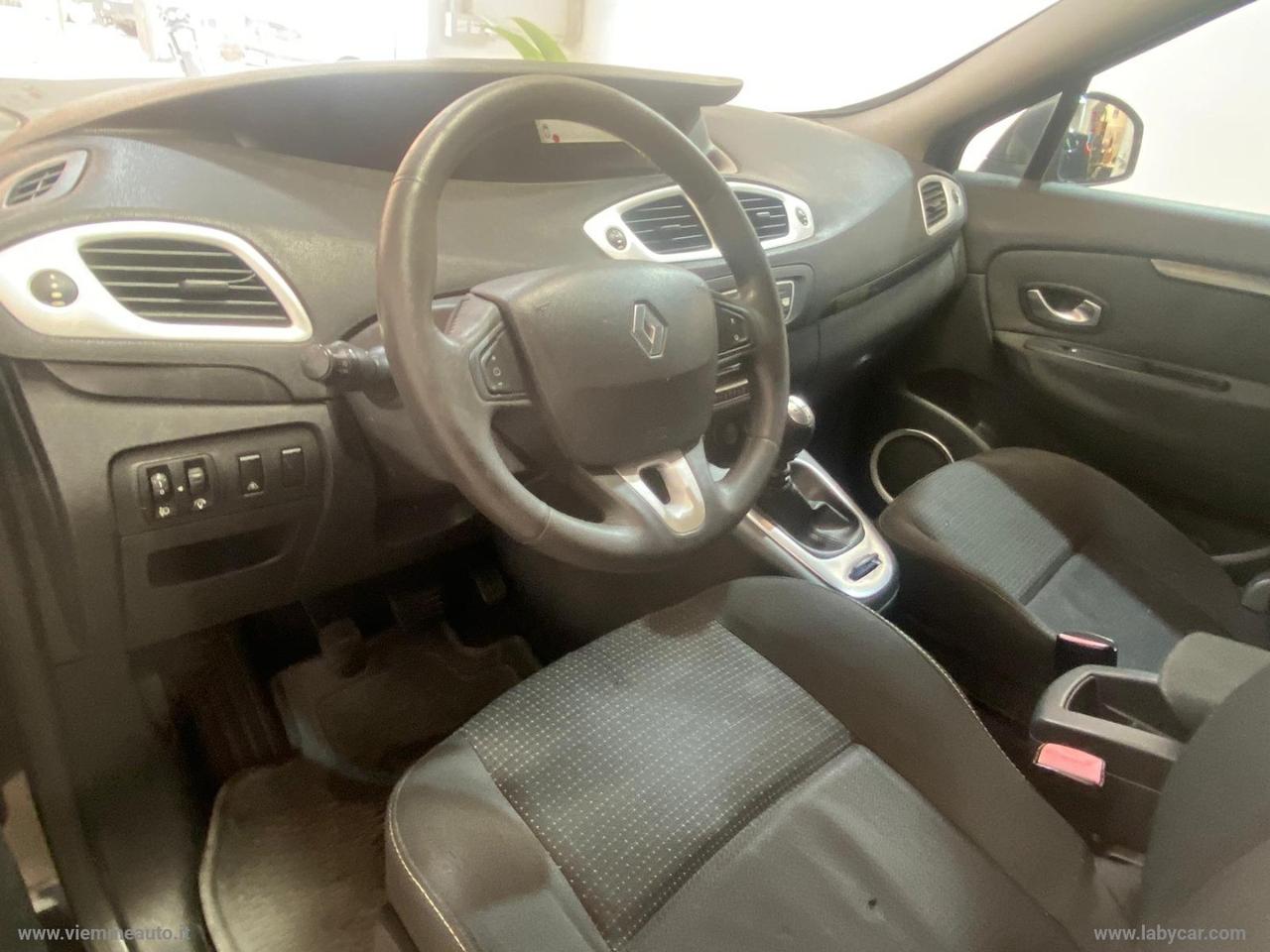 RENAULT Scénic 1.9 dCi 130 CV Luxe