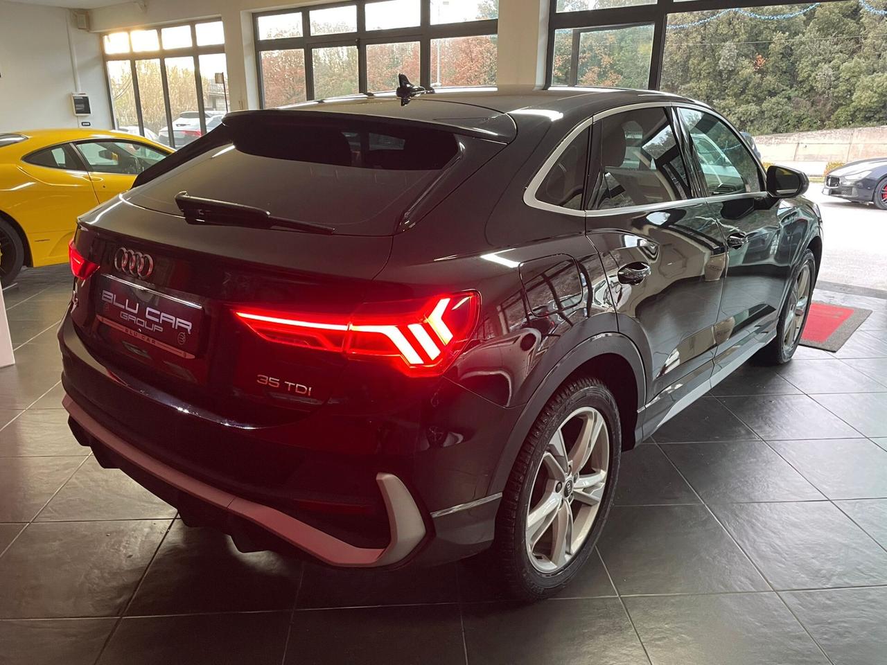 AUDI Q3 SPTB S-LINE S-TRONIC 35Tdi "MATRIX-VIRTUAL"