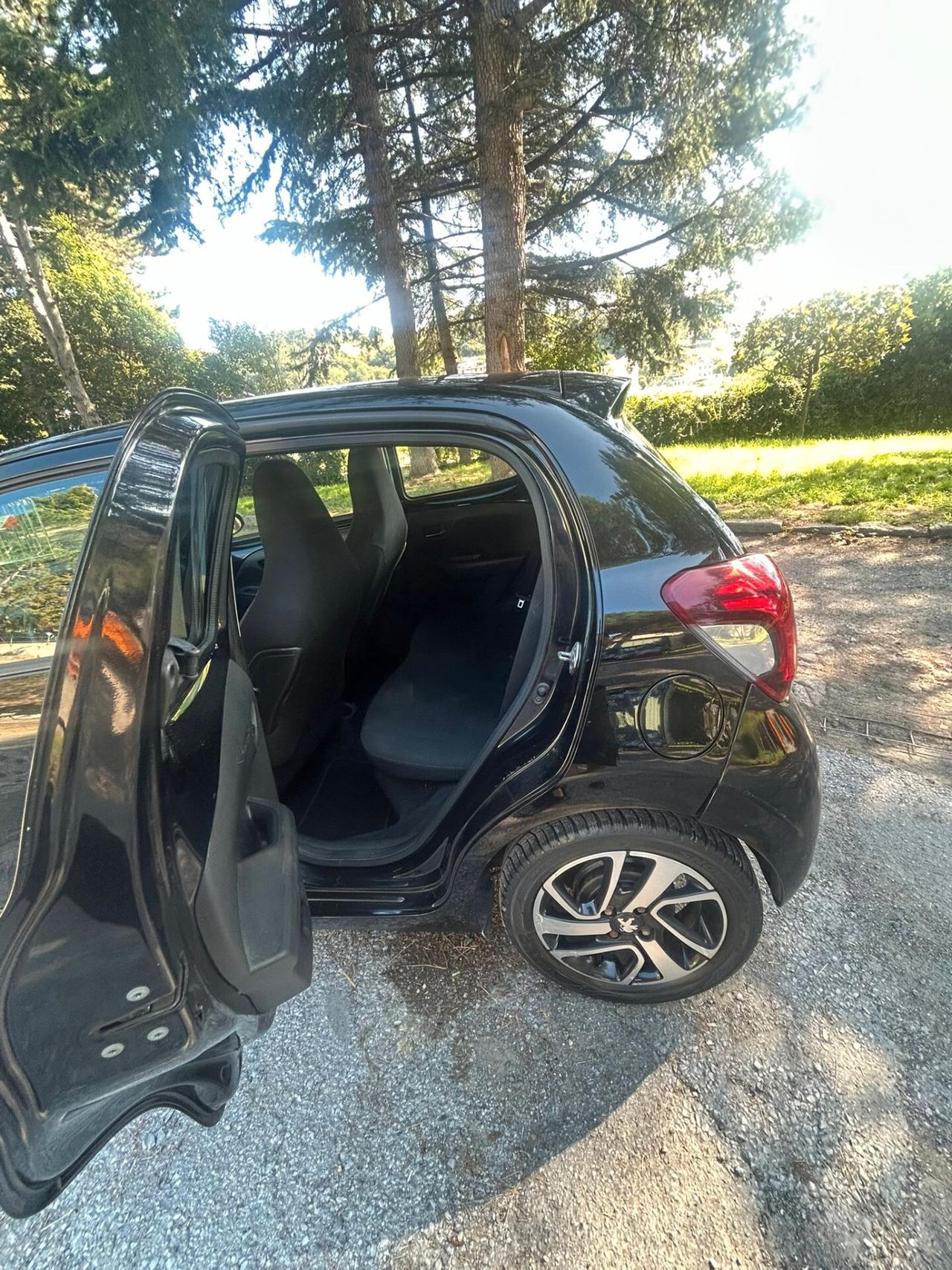 Peugeot 108 VTi 68 5 porte Allure TOP!