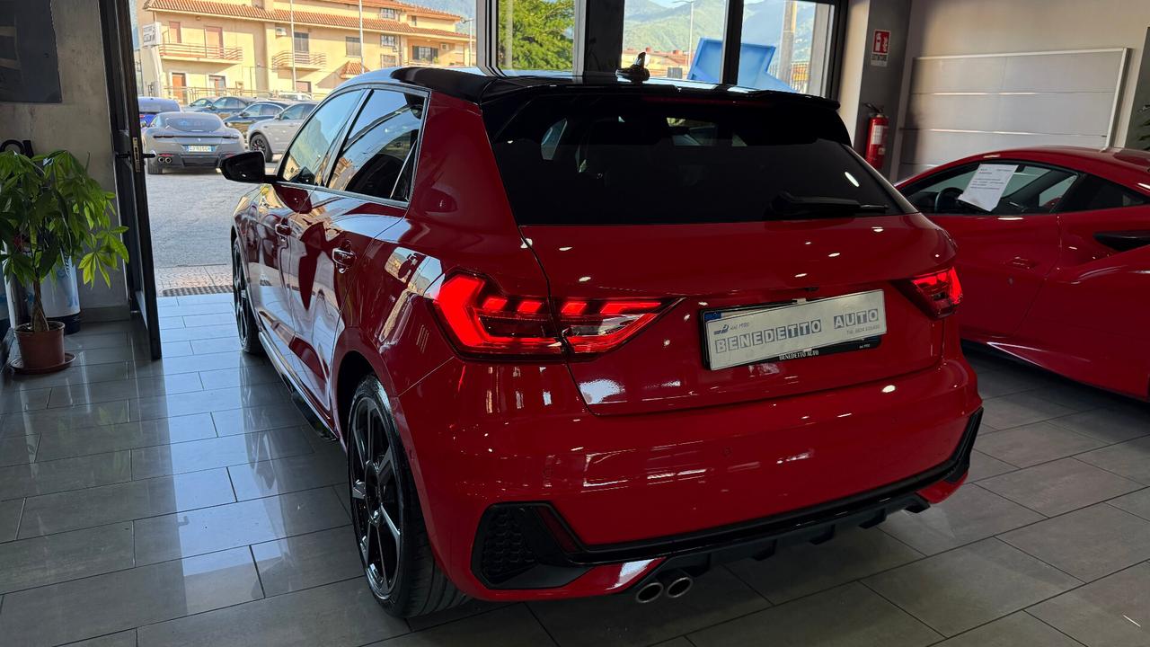 Audi A1 SPB 40 TFSI S tronic Identity Black