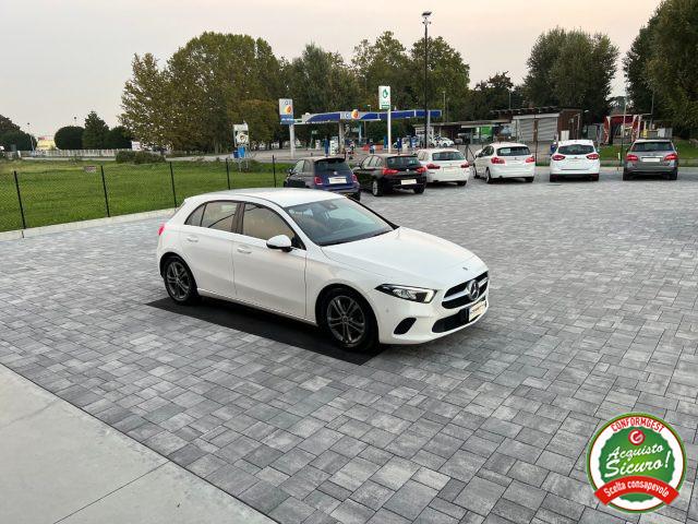 MERCEDES-BENZ A 180 d Automatic