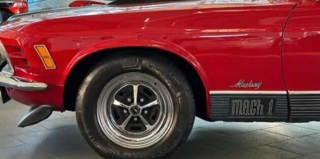Ford Mustang Fastback Mach 1 coupe' M351