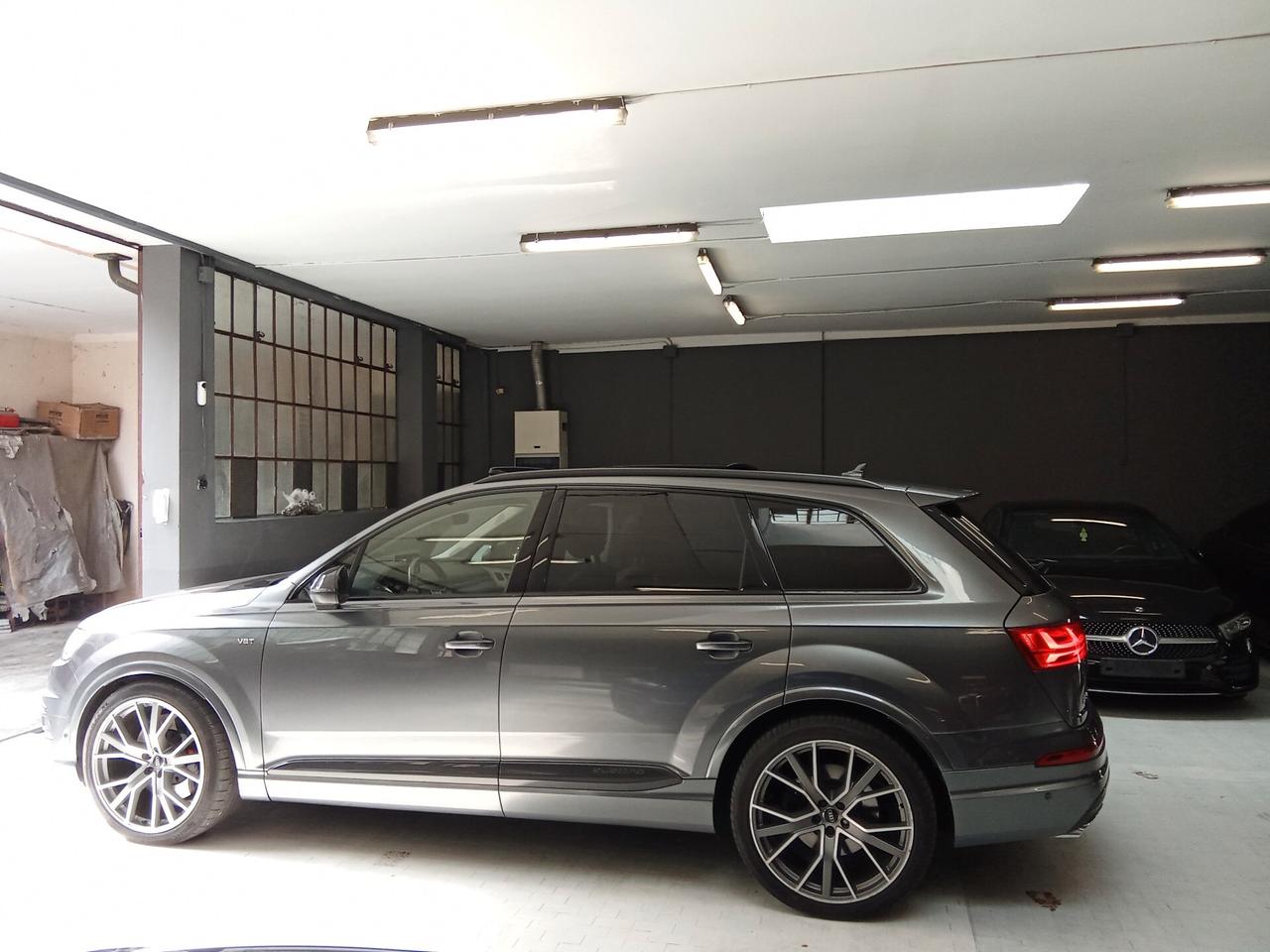 Audi Q7 SQ7 4.0 V8 TDI quattro tiptronic Business Plus