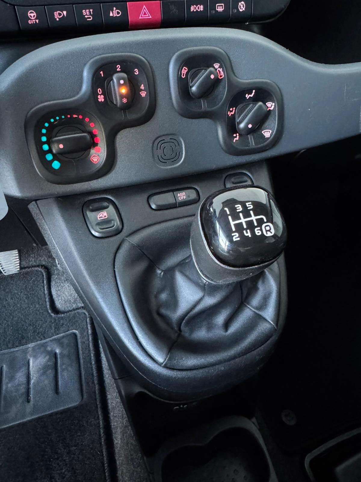 Fiat Panda 1.0 FireFly S&S Hybrid City Cross