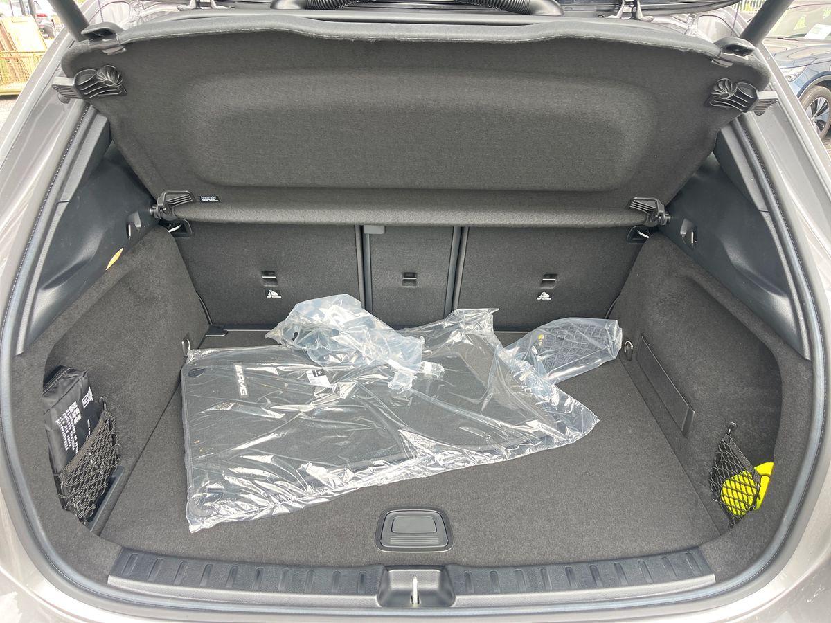 Mercedes-Benz GLA 180 d Automatic