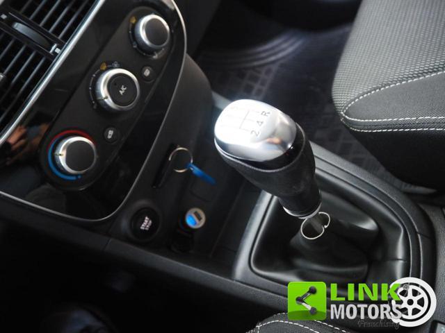 RENAULT Clio dCi 8V 75 CV Start&Stop 5 porte Energy Intens