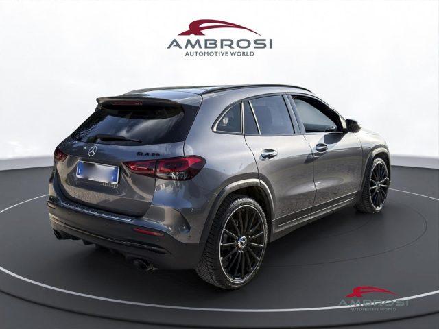 MERCEDES-BENZ GLA 35 AMG 35 4Matic AMG