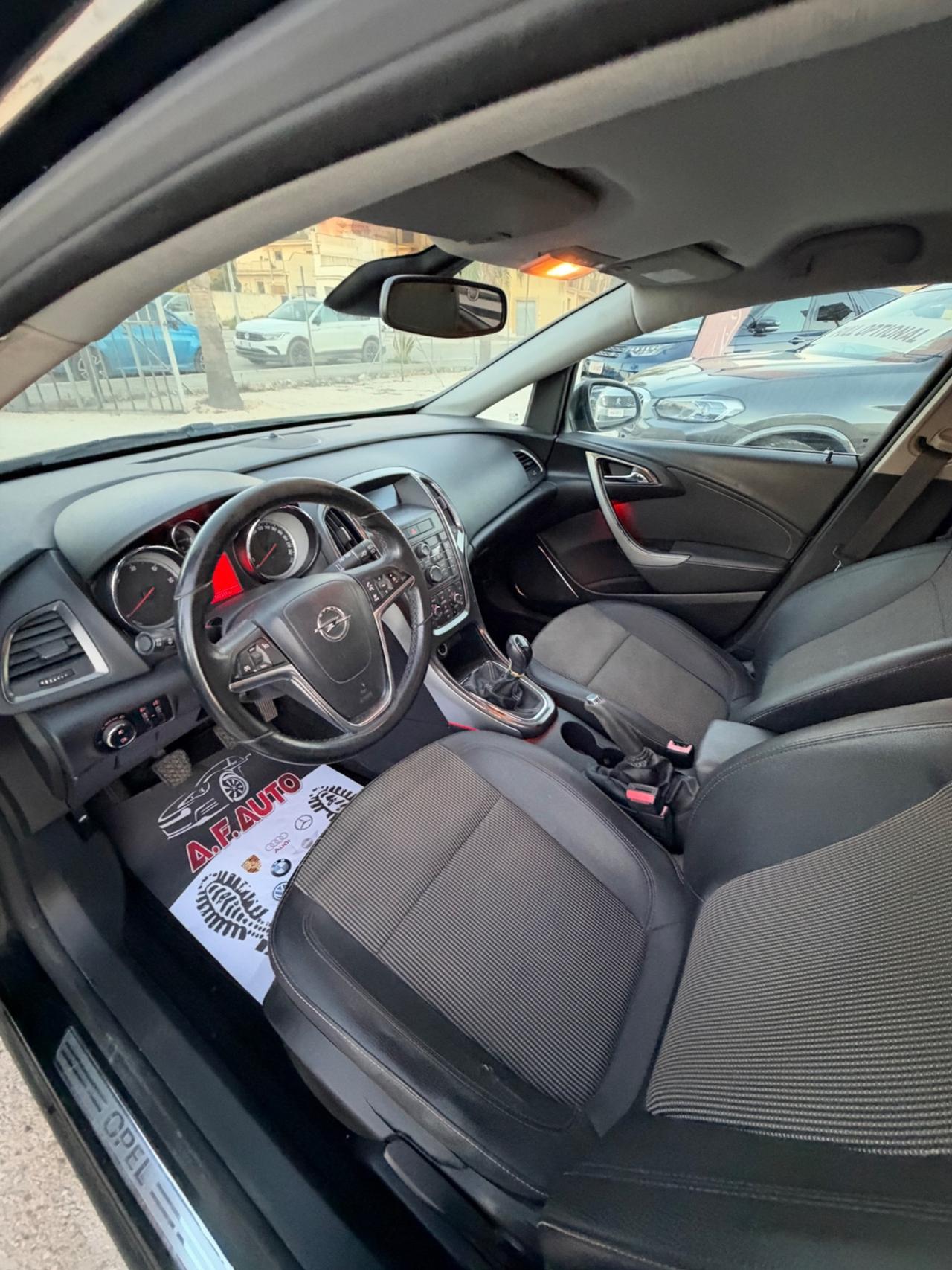 Opel Astra 1.7 CDTI 125CV Sports Tourer Cosmo