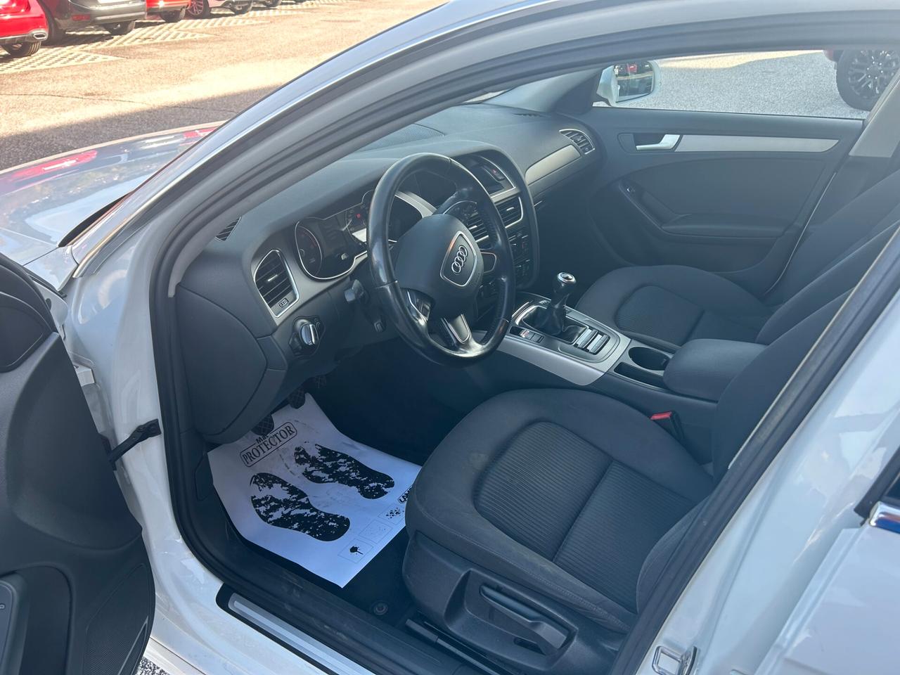 Audi A4 Avant 2.0 TDI 150 CV Business S-LINE