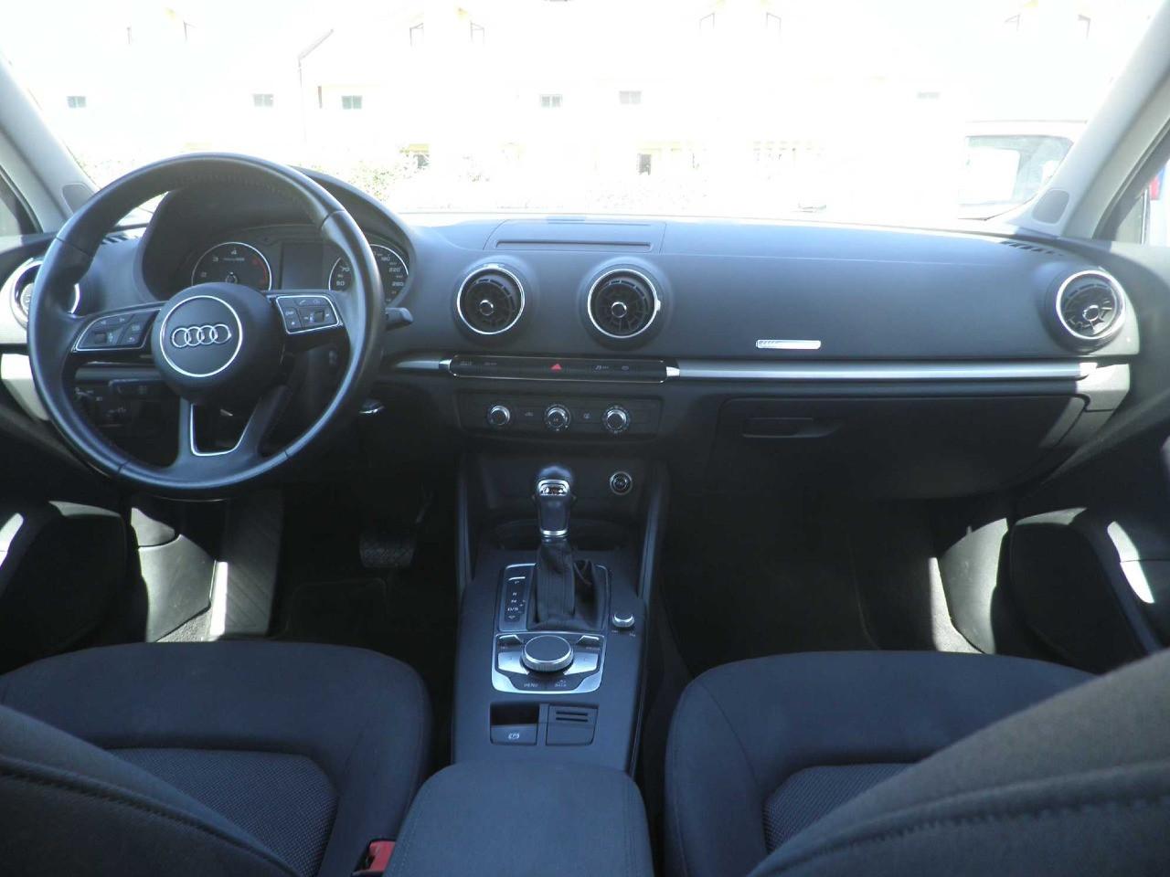 Audi A3 Sportback 30 1.6 tdi 116cv s-tronic