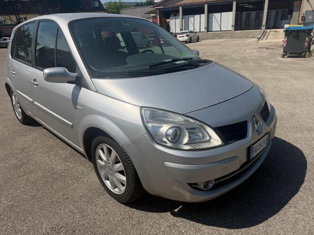 RENAULT Grand Scenic 1.9 dCi/130CV PlaySt.Port.