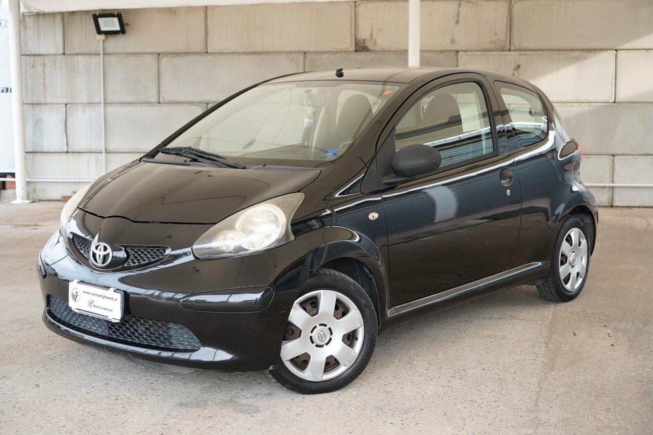 Toyota Aygo 1.0 68 Cv 3p Sol