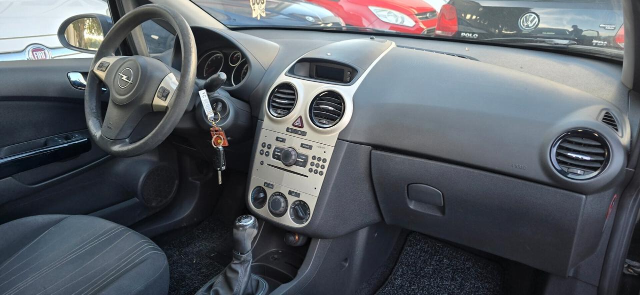 Opel Corsa 1.2 3 porte Sport
