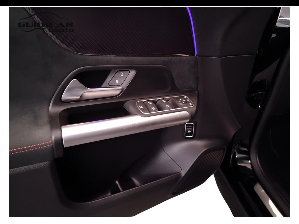 Mercedes-Benz GLA-H247 2020 - GLA 180 d Premium auto