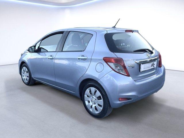 TOYOTA Yaris 1.0 BENZ 69 CV 5 porte Lounge OK NEOPATENTATI