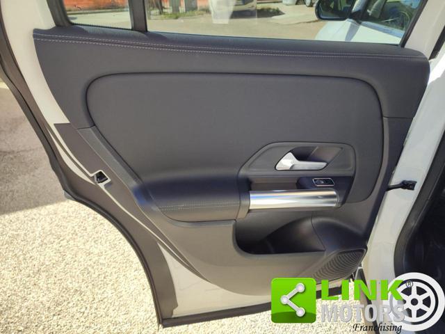 MERCEDES-BENZ GLA 200 d Automatic Sport