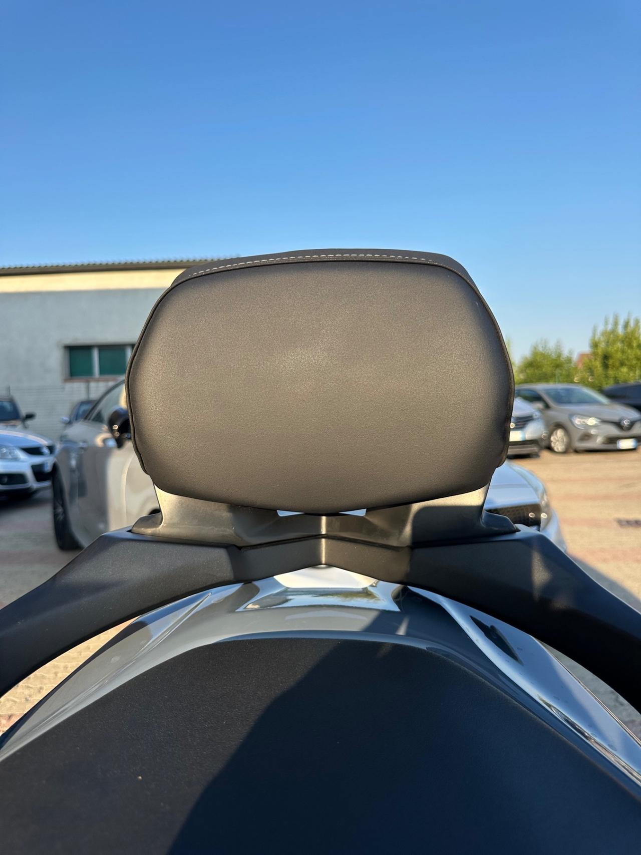 Yamaha TMAX SX