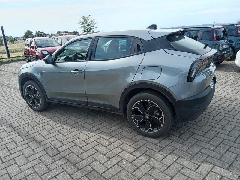 Alfa Romeo Junior BEV 156CV/115kW elettrica