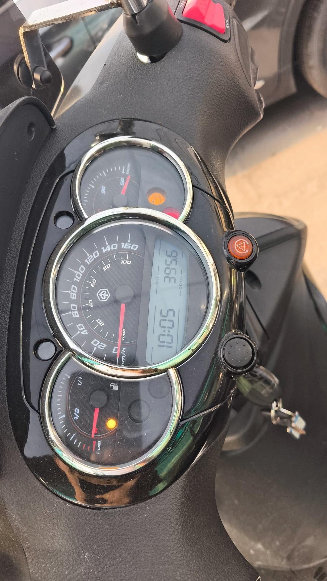 Piaggio Beverly 300 del 2018 USATO