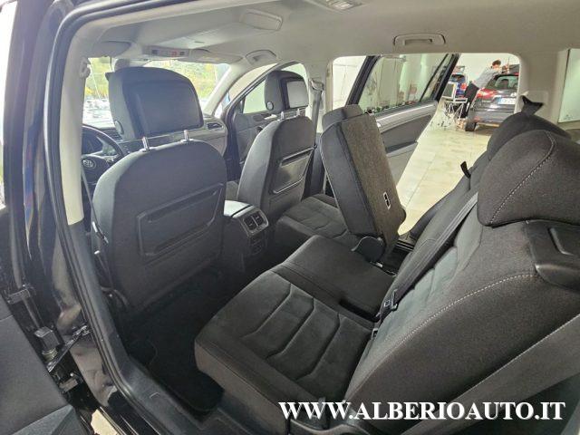 VOLKSWAGEN Tiguan 2.0 TDI 150 CV ALLSPACE DSG R-Line 7 posti
