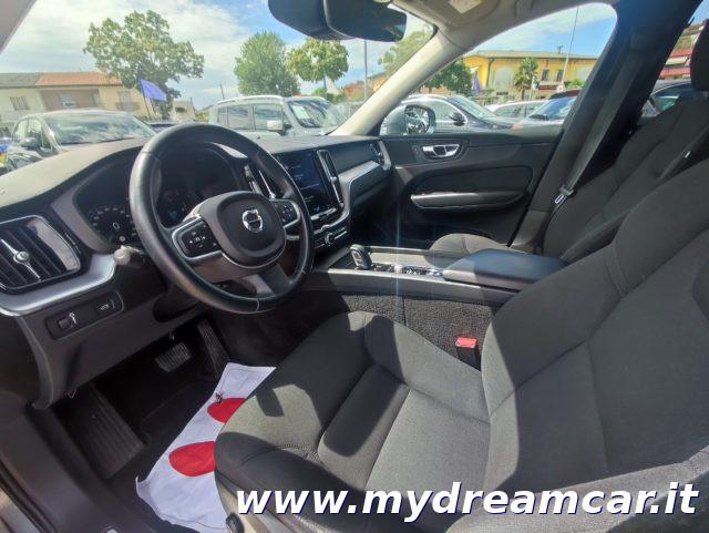 VOLVO XC60 B4 (d) AWD Geartronic Momentum Pro
