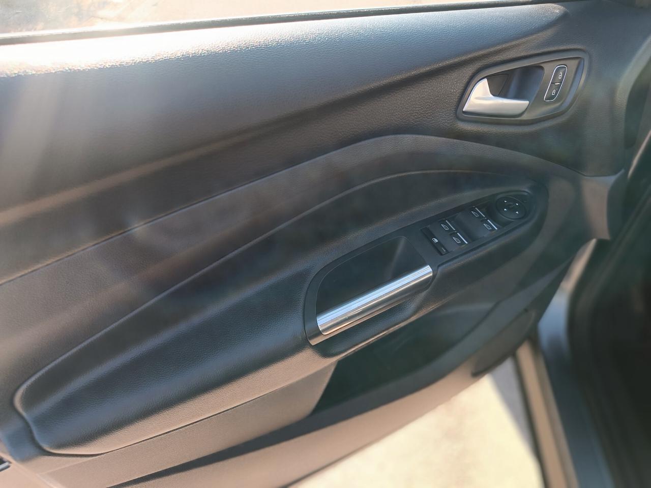 Ford Kuga 2.0 TDCI 120 CV S&S 2WD Business"accetto permuta"