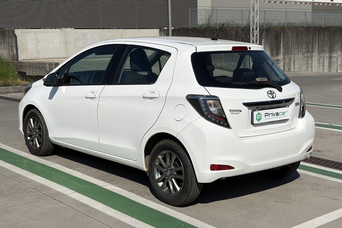 TOYOTA Yaris 1.0 5 porte Lounge