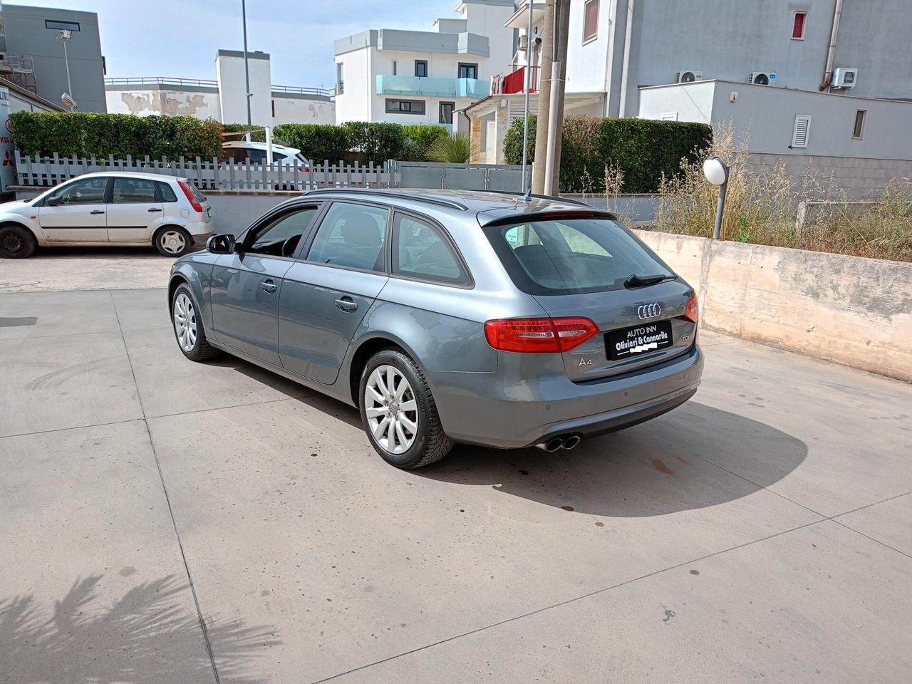 Audi A4 Avant 2.0 TDI 177CV NAVIGATORE & LED