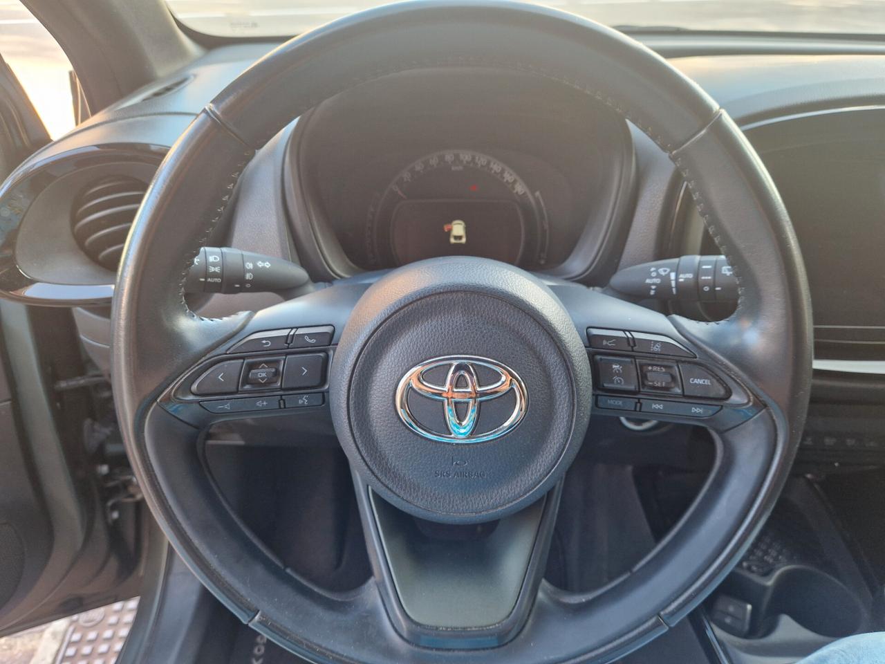 Toyota Aygo X 1.0 72cv Lounge - 1 Propr. - Tagliandi Certificati