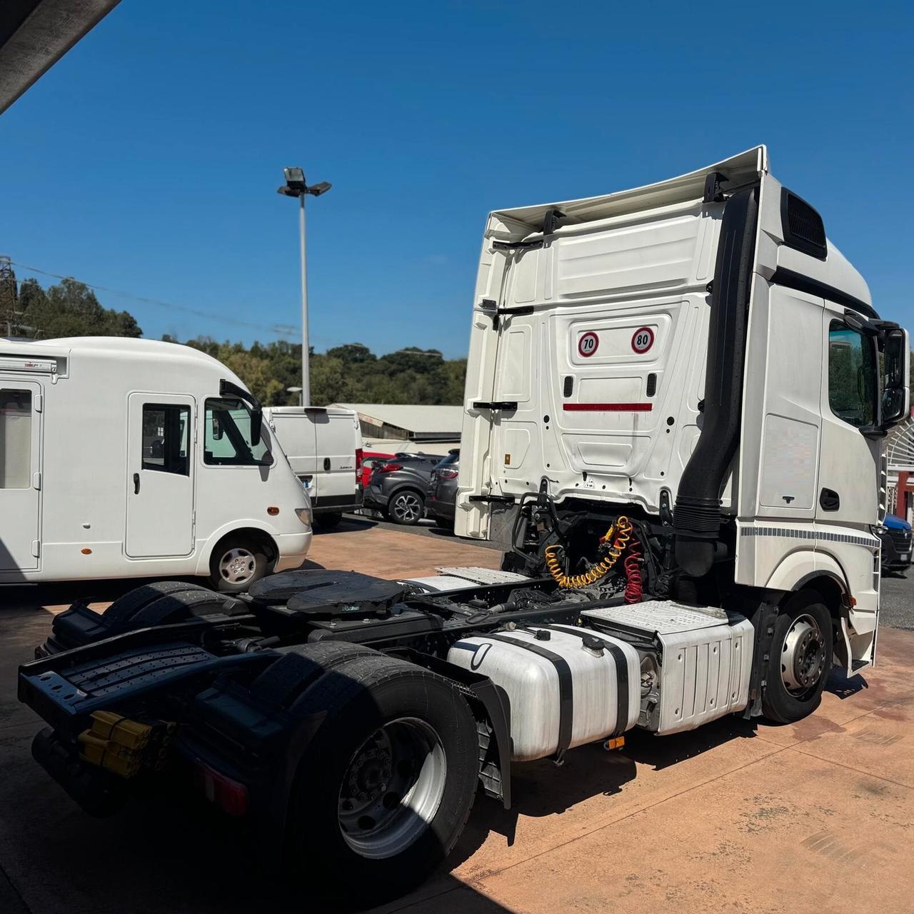 Mercedes Acrtos Trattore stradale 315/70