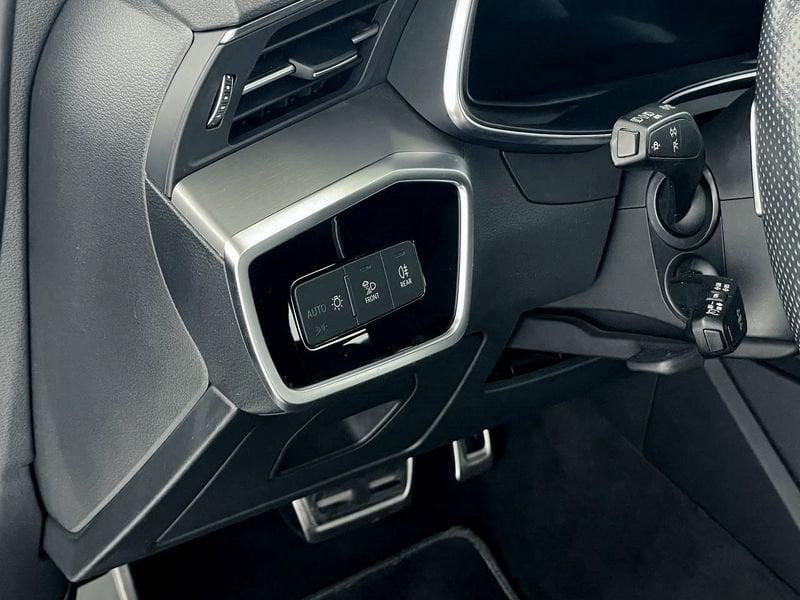 Audi A6 A6 Avant 45 3.0 TDI quattro ultra S tronic Business Sport