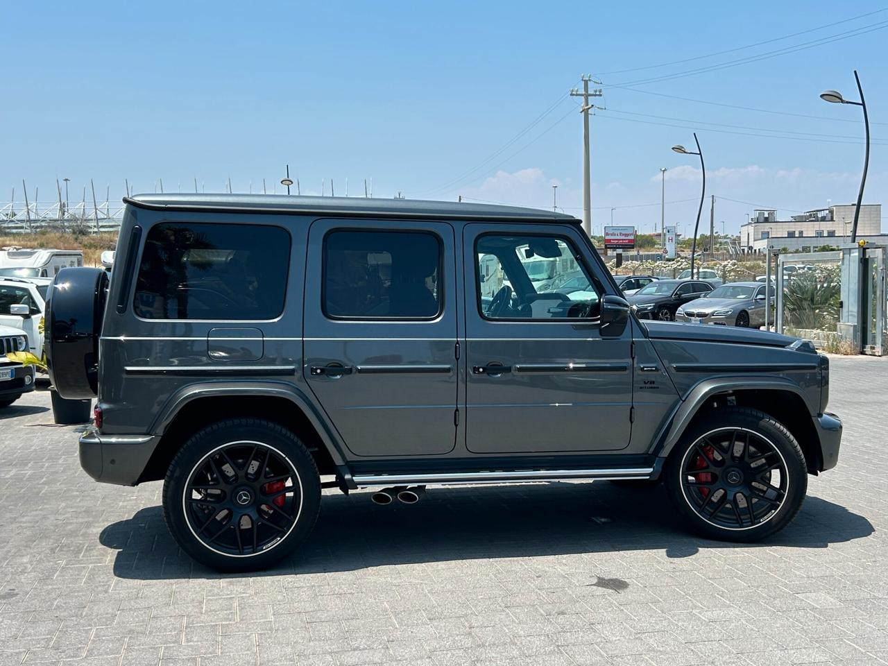 Mercedes-Benz G 63 AMG 585cv auto