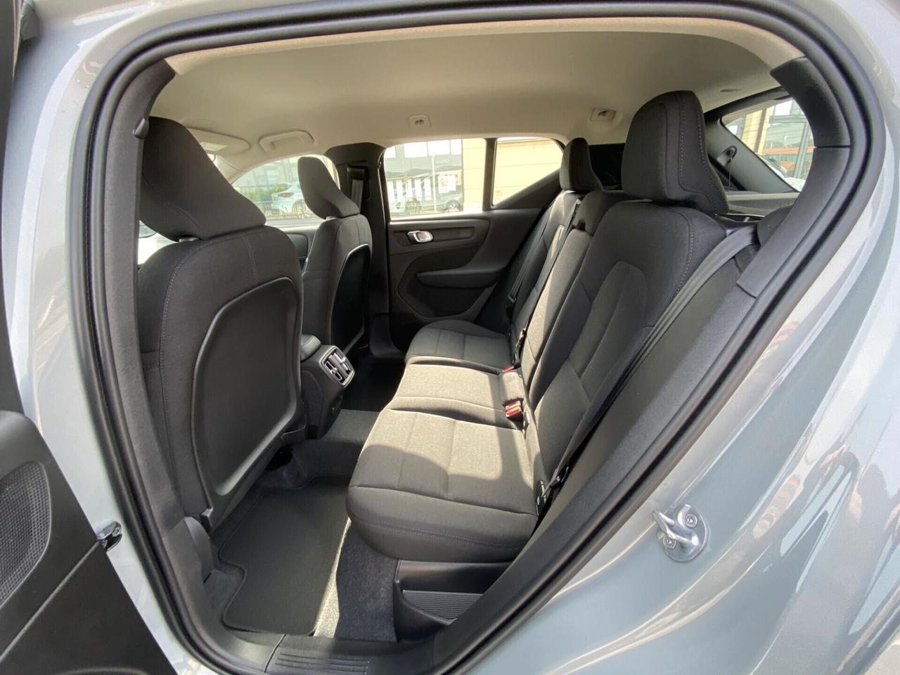 Volvo XC40 B3 (Benzina/Hybrid) Autom. Essential