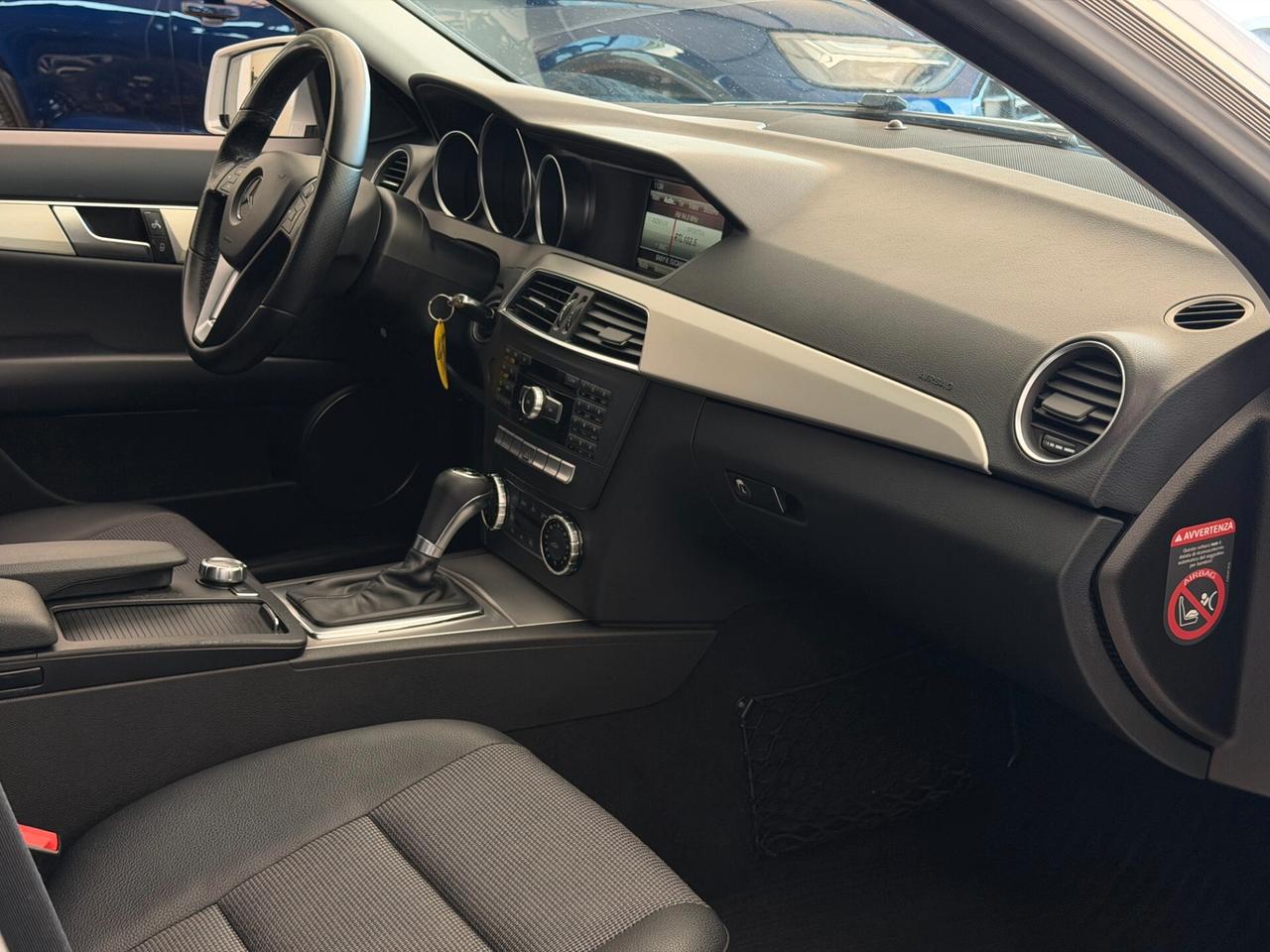 Mercedes-Benz C 220 NB. descrizione