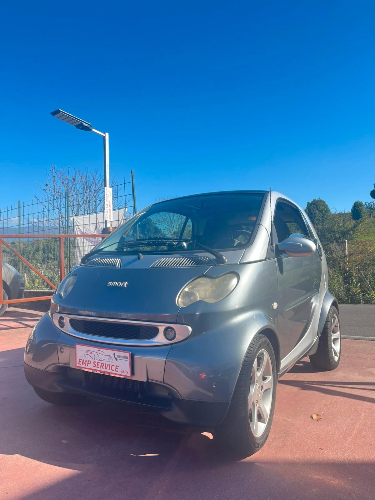 Smart ForTwo 700 coupé pure (45 kW)