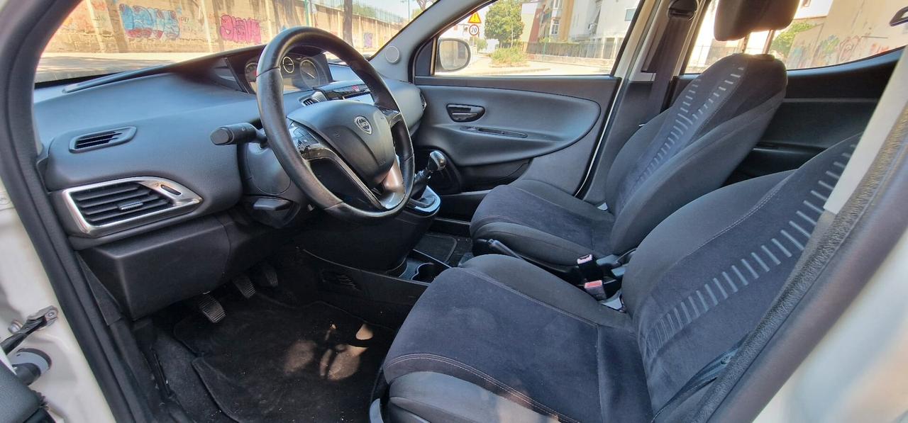 Lancia Ypsilon 1.3 MJT 16V 95 CV 5 porte S&S Platinum