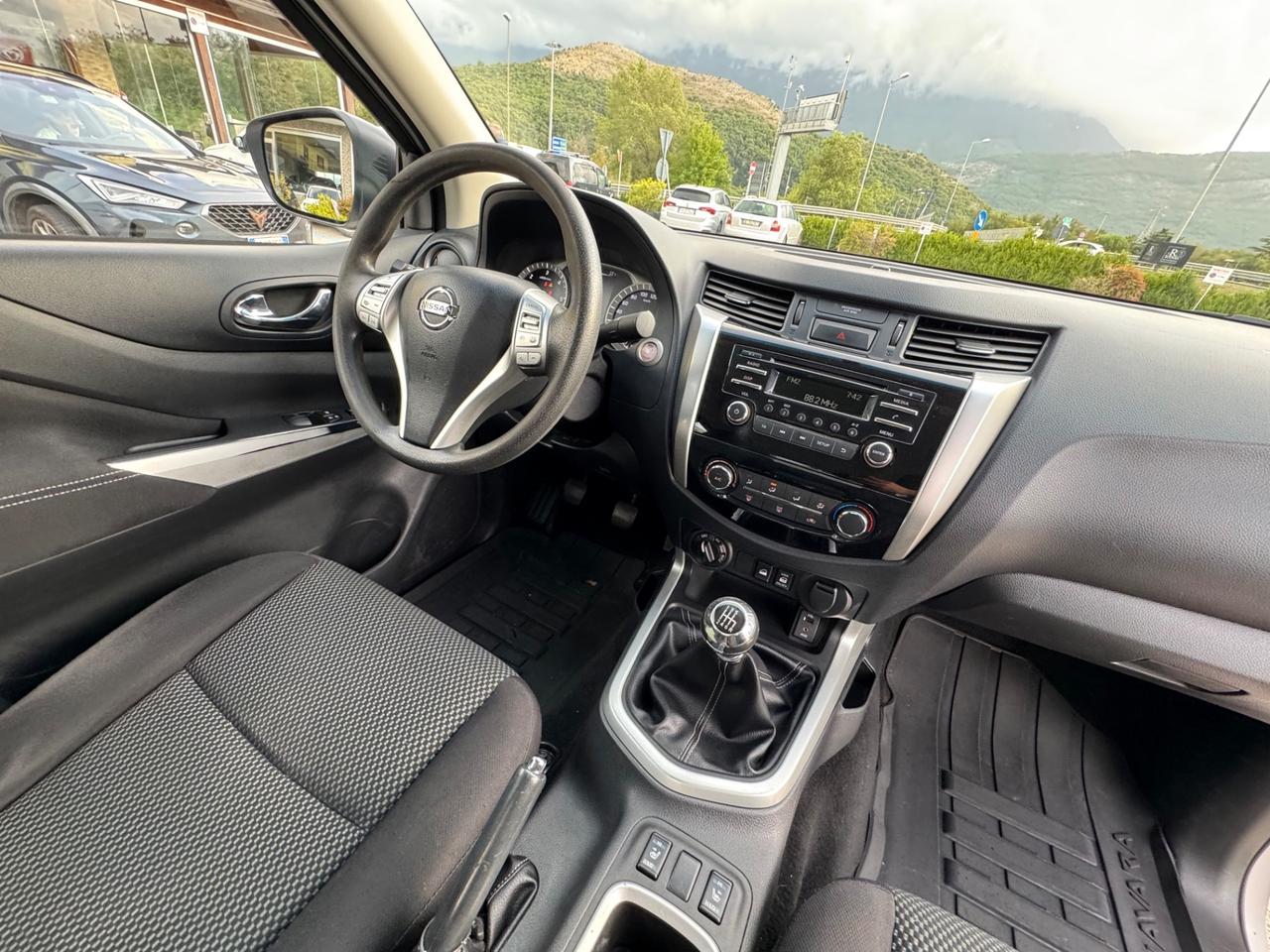 Nissan Navara 2.3 dCi 4WD King Cab N-Connecta, FULL