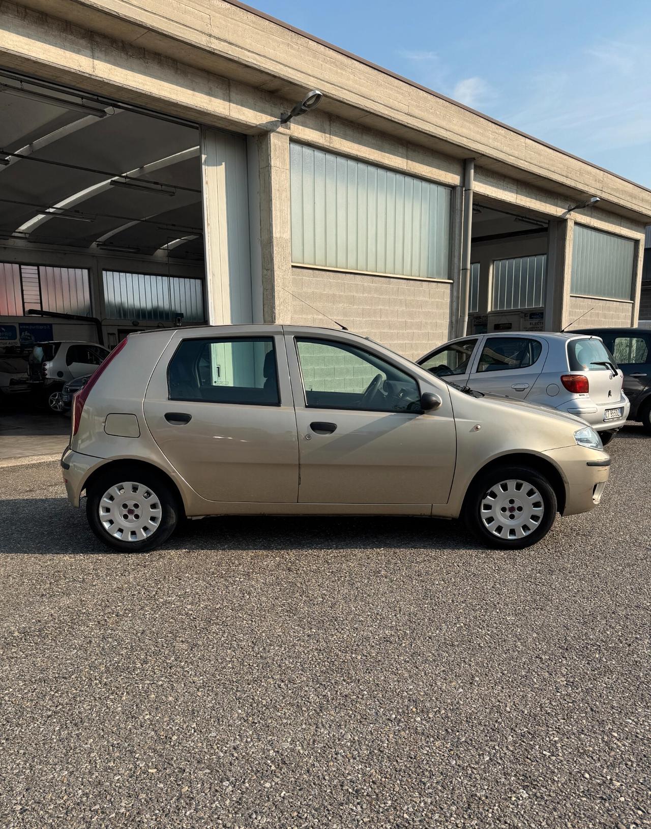 Fiat Punto 1.2 5p 44kw Active GPL *UNICO PROPRIETARIO*