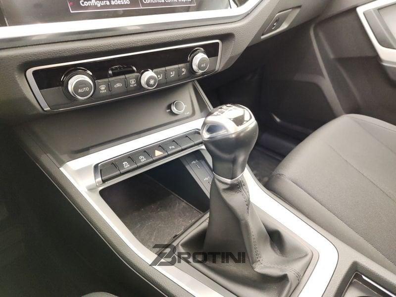 Audi Q3 1.5 35 TFSI Business Advanced