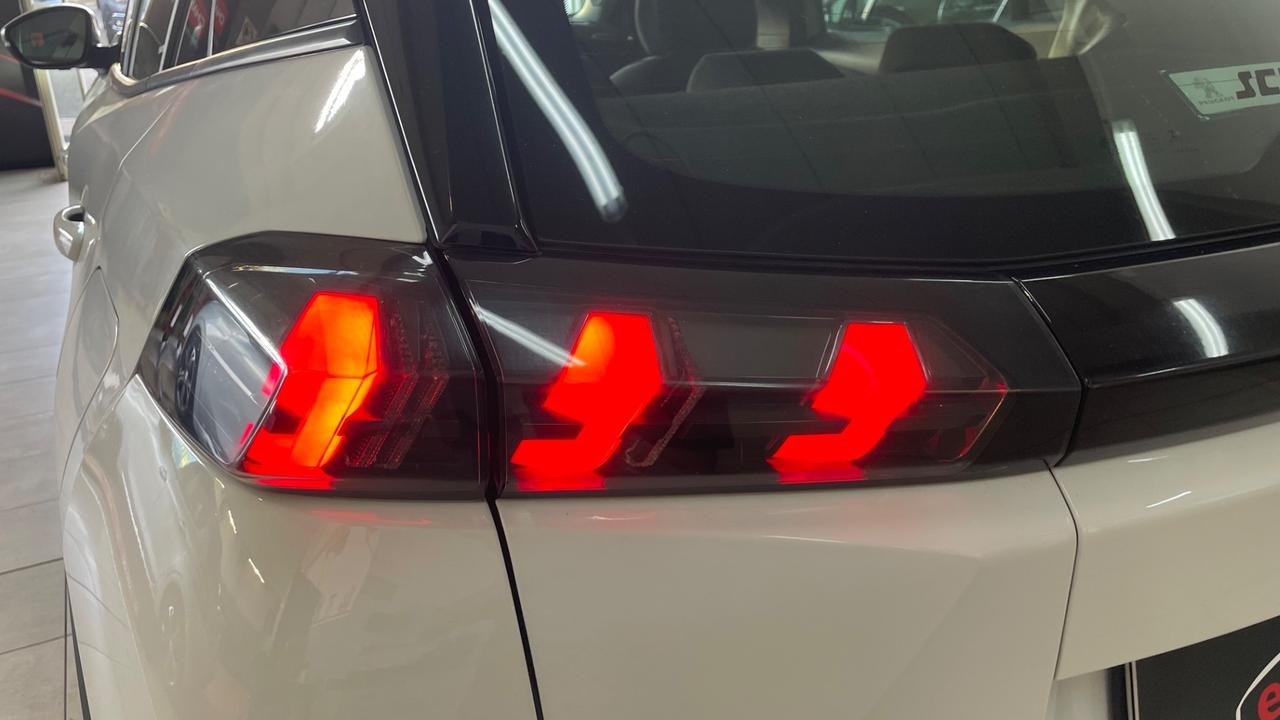 Peugeot 2008 BlueHDi 110 S&S Active Pack