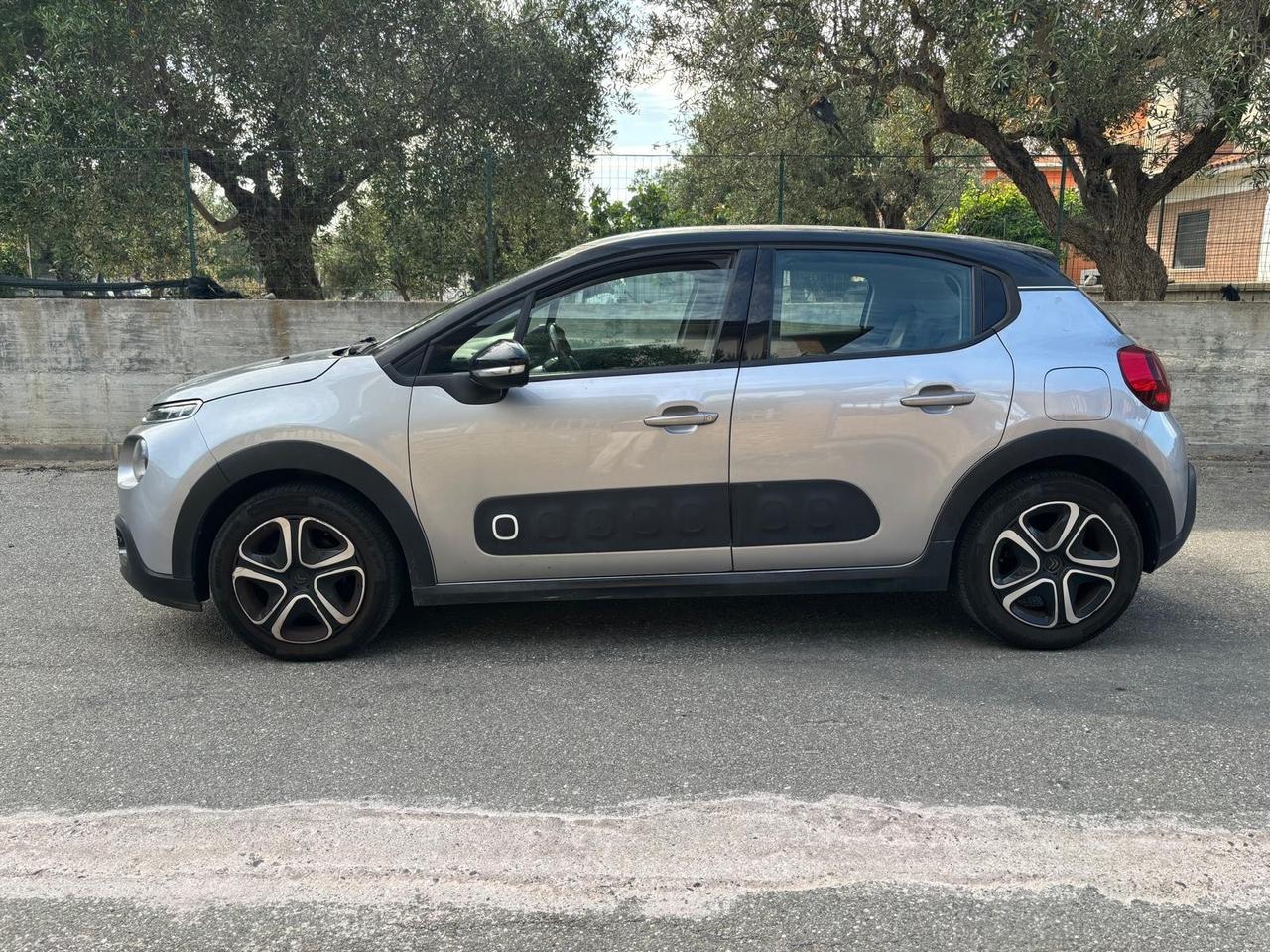 Citroen C3 BlueHDi 100 S&S Shine