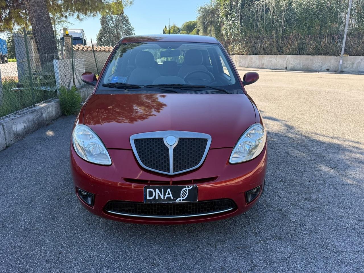 Lancia Ypsilon 1.2 Benzina Neopatentati uniproprietà