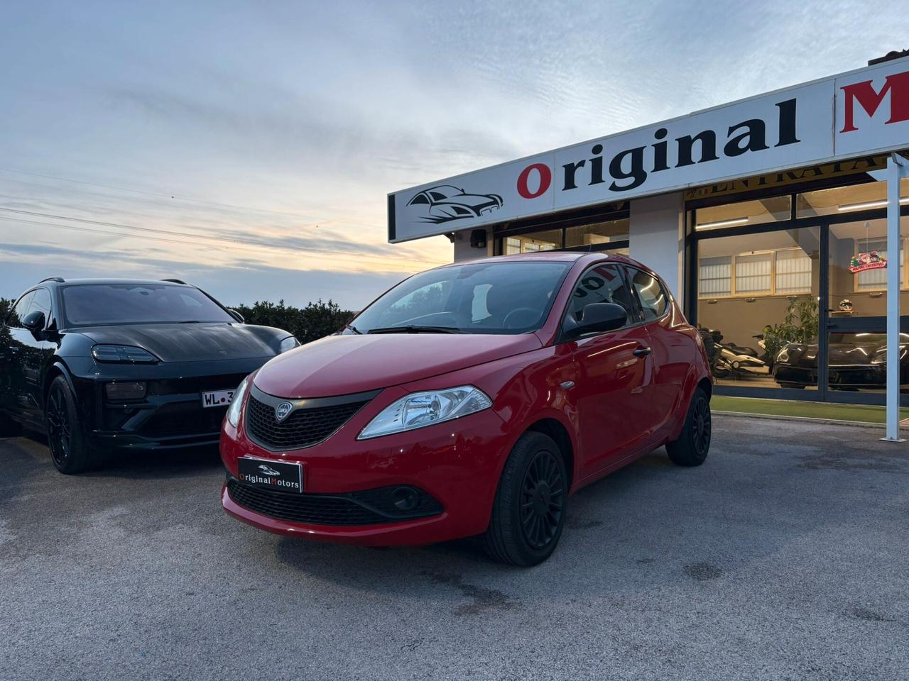 Lancia Ypsilon 1.0 FireFly 5 porte S&S Hybrid Maryne