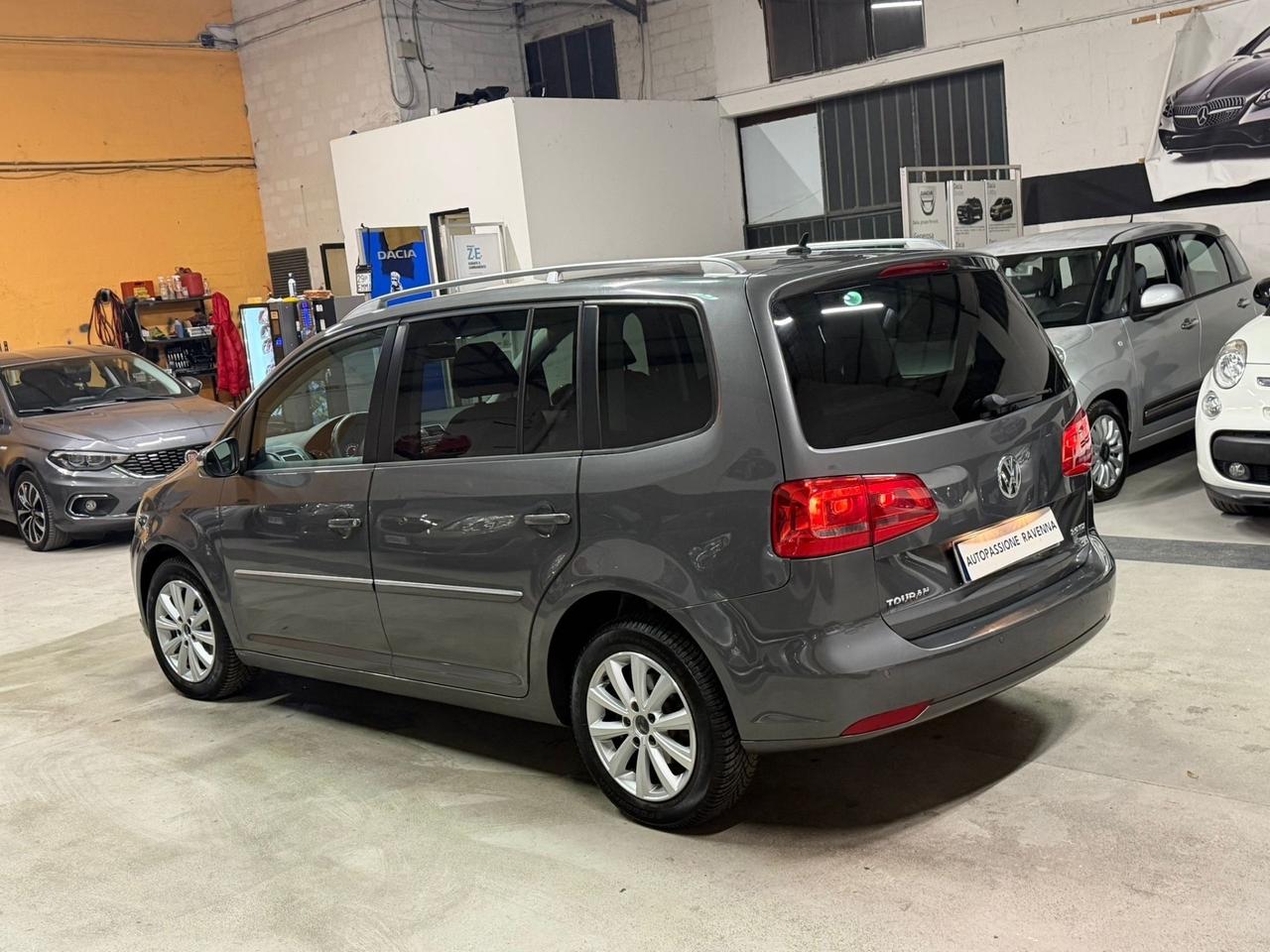 Volkswagen Touran Business 2.0 TDI 140 CV DSG HIGHLINE 7Posti