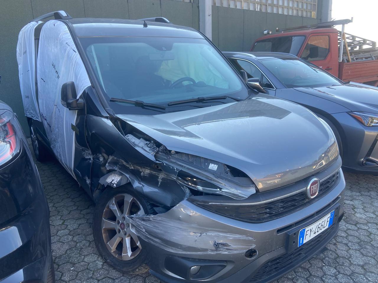 Fiat Doblò 1.4 tjt 16v easy 120cv my19 VETTURA SINISTRATA