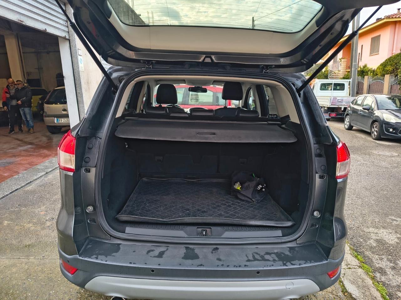 Ford Kuga 2.0 TDCI 180 CV S&S 4WD Powershift Titanium X