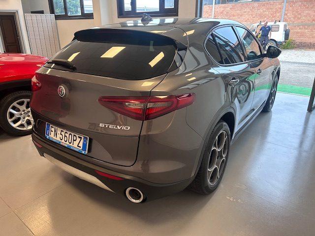 ALFA ROMEO Stelvio 2.2 Turbodiesel 180 CV AT8 Q4 Executive