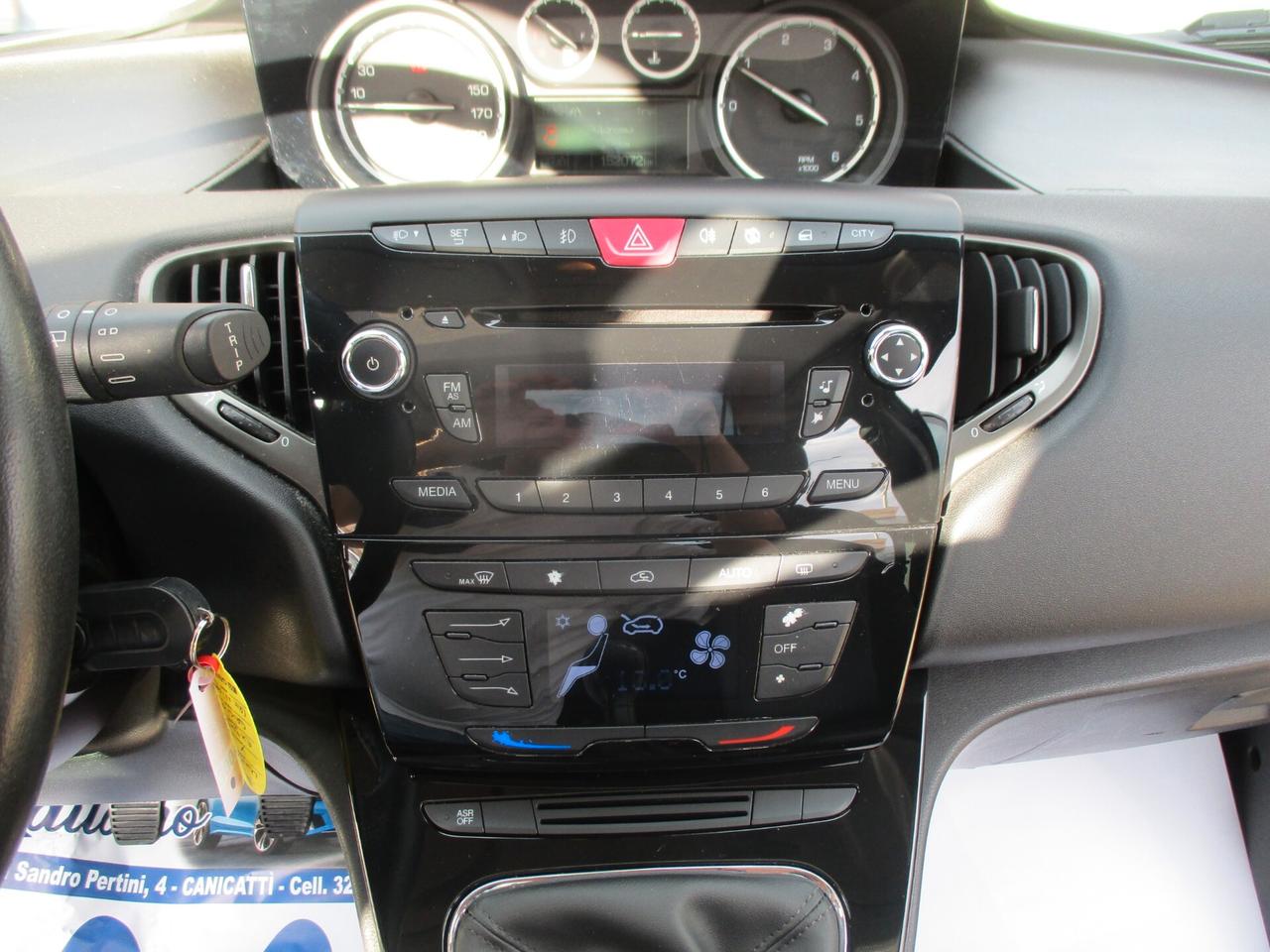 Lancia Ypsilon 1.3 MJT STRAFULL (TETTO APRIBILE)