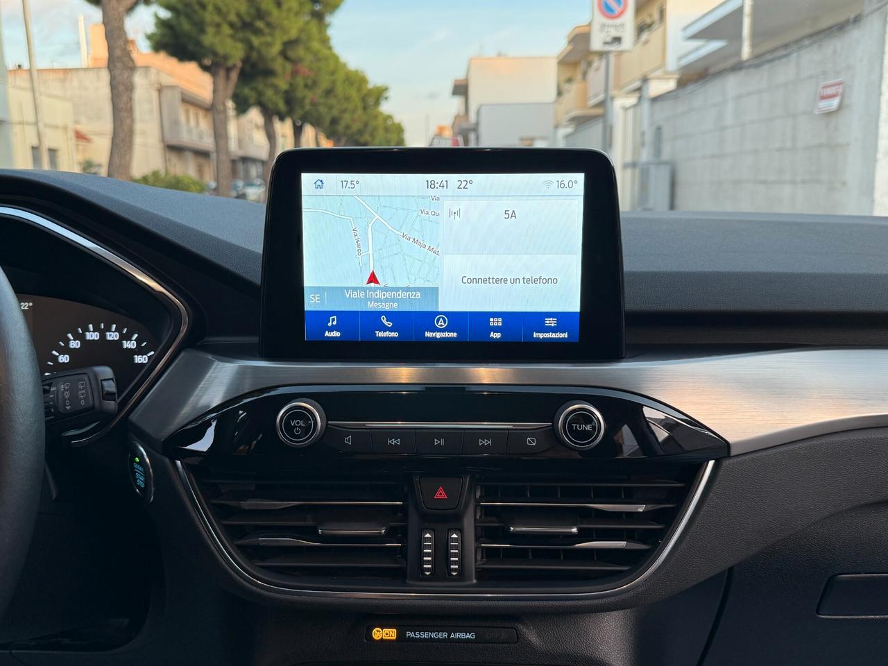 Ford Kuga 1.5 EcoBlue Autom Titanium NAVI CARPLAY